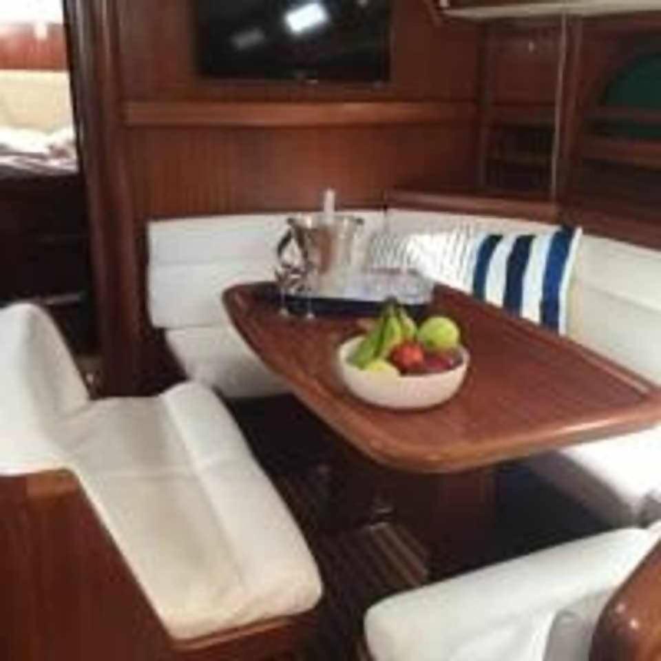 Precioso Yate En El Centro Del Puerto De Mogan Hotel Ngoại thất bức ảnh