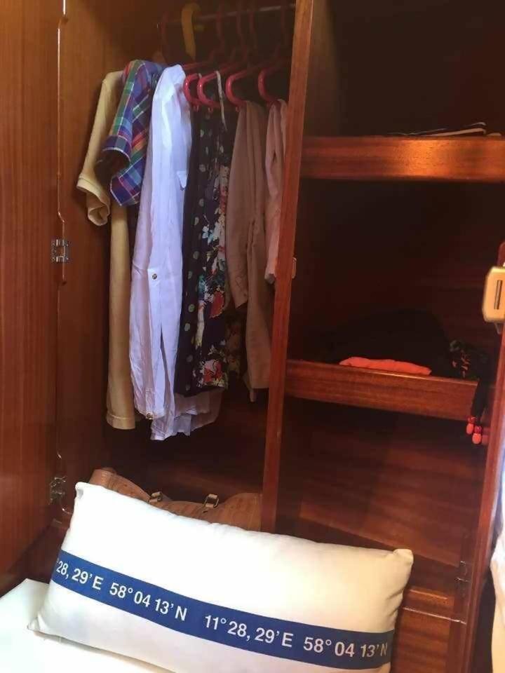 Precioso Yate En El Centro Del Puerto De Mogan Hotel Ngoại thất bức ảnh